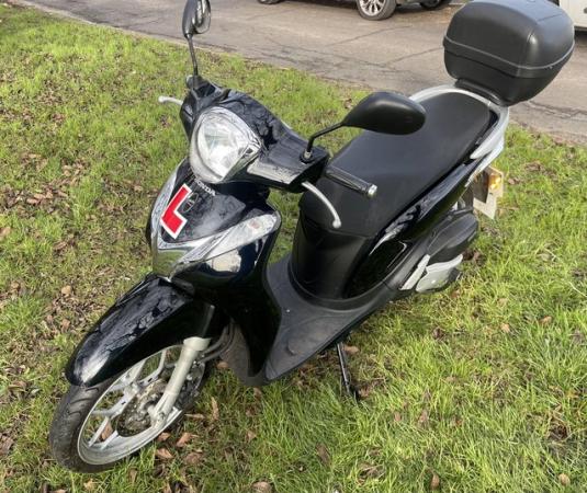 Image 3 of Honda ANC SH Mode 125 Moped Scooter - £1800 - NO OFFERS ((((