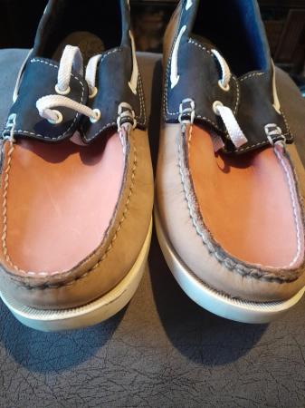Image 2 of Mens size 10 practically new shoes