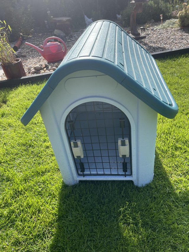 Preview of the first image of Pet house / coop outdoors.