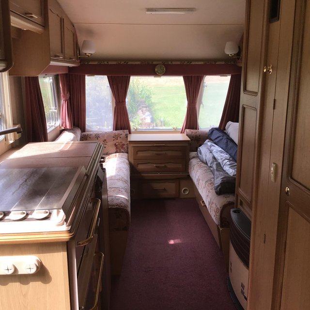 Preview of the first image of Swift challenger Touring Caravan5/490 LUX for sale.