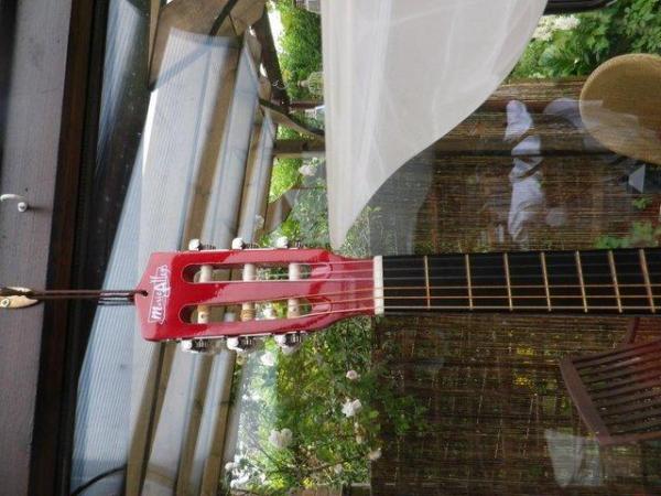 Image 2 of GUITAR JUMBO ACOUSTIC GUITAR 6 STRING LOVELY CONDITION