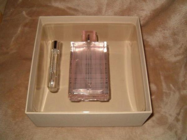 Image 1 of Genuine Burberry BRIT Sheer,Luxury Gift, EDT+natural spray