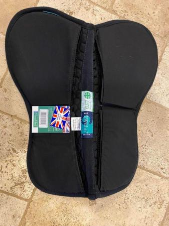 Image 1 of £35 HiWither 2 pocket Half Shimmy Pad small black