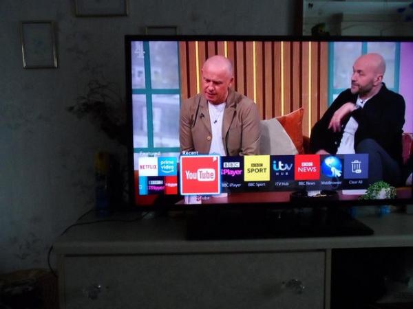 Image 1 of Samsung 39" smart  tv with Freeview