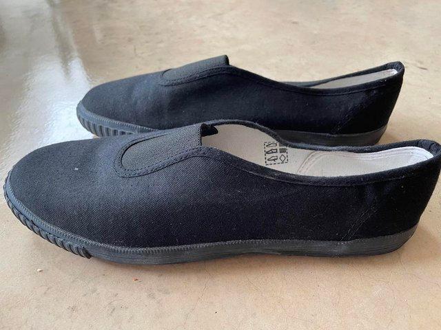 Preview of the first image of Shoes. Dek Canvas Casual Yachting Shoes.