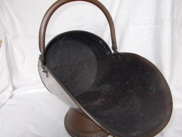 Image 3 of Old copper coal log bucket scuttle, nice original patina (E)
