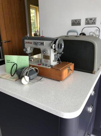 Image 3 of Jones Z 690 zig zag sewing machine