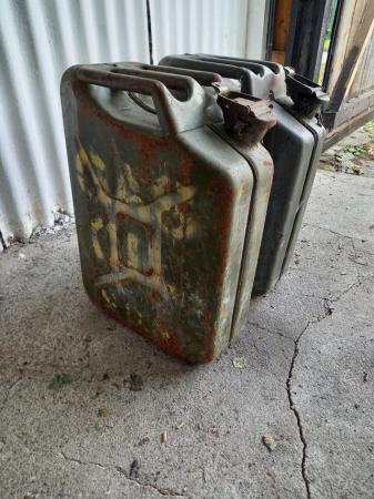 Image 4 of Two 20 litre used metal jerry cans