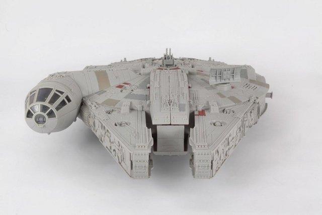 Image 3 of Millennium Falcon Large Model Toy