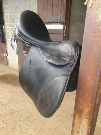 Image 1 of Gfs gp saddle 17" black wide good condition