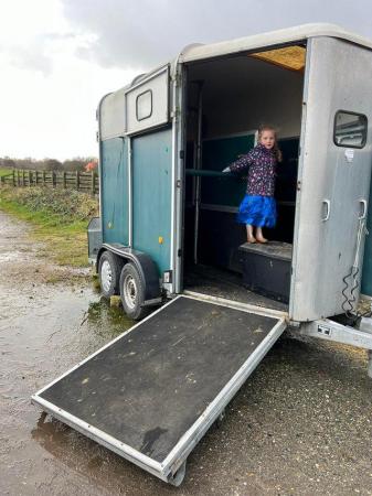 Image 2 of Ifor Williams HB505 horse trailer