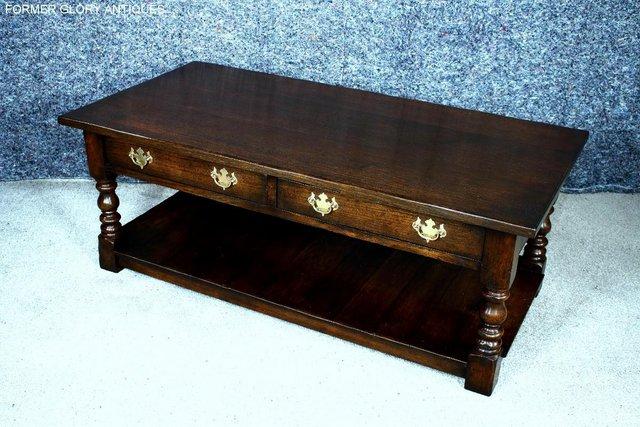 Image 2 of A TITCHMARSH & GOODWIN STYLE OAK TWO DRAWER COFFEE TEA TABLE