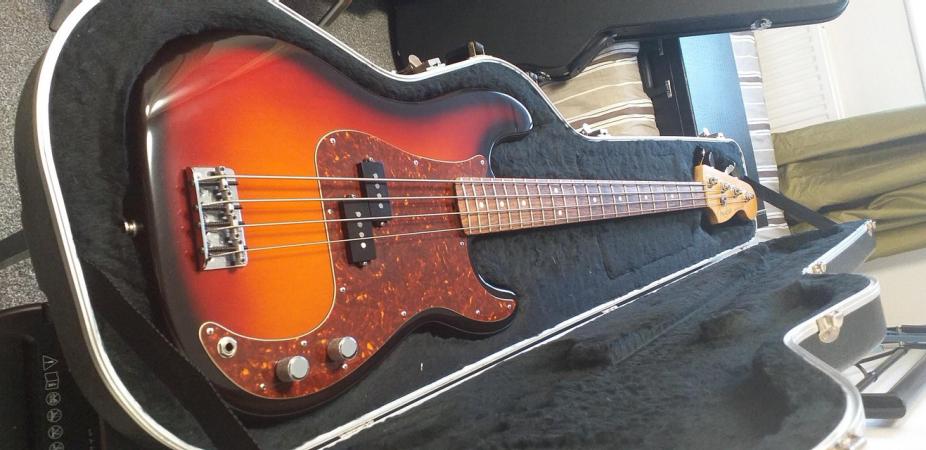 Image 1 of 1996 (50th Anniversary) Fender Standard P Bass