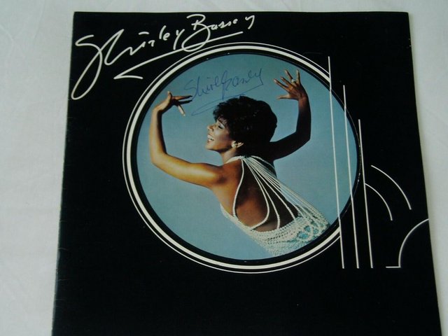 Preview of the first image of Shirley Bassey Original Signed Programme.
