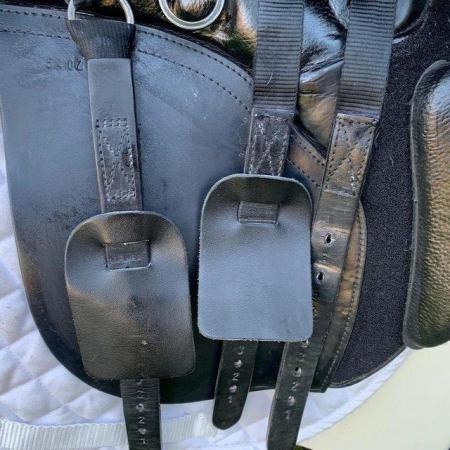 Image 9 of Kent & Masters 17.5 inch Cob Plus saddle