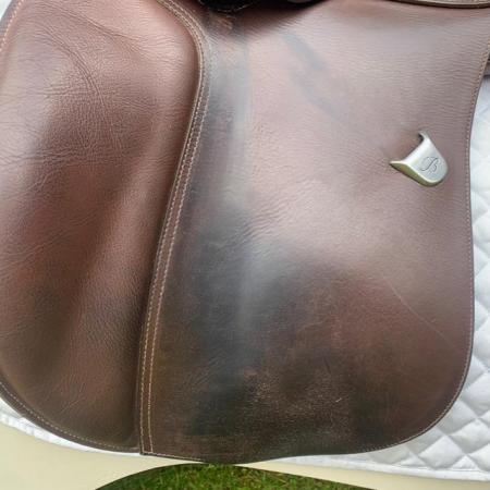 Image 2 of Bates 17 inch wide brown saddle