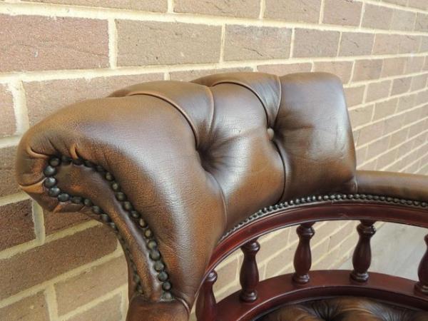 Image 10 of Chesterfield Luxury Captains Chair (UK Delivery)