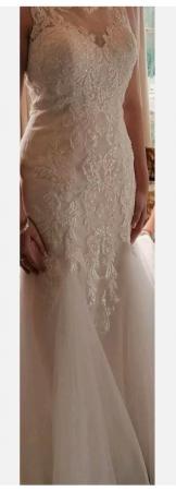 Image 3 of Mermaid Sleeveless Wedding dress, Ivory Blush, Size 10