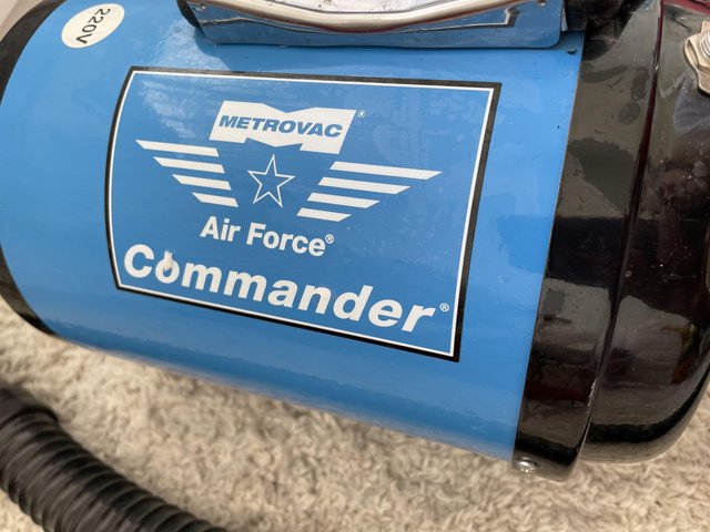 Preview of the first image of Metrovac Air Force Commander.