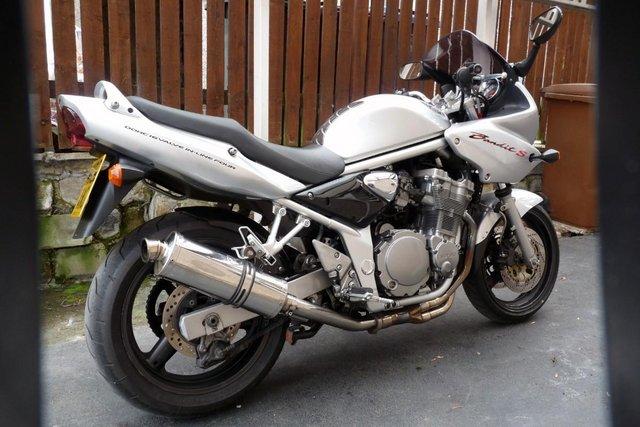 Preview of the first image of 2002 suzuki bandit 600 for sale.