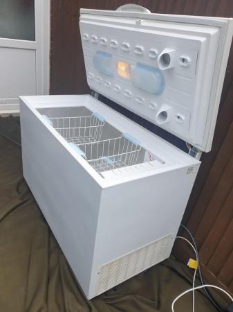Image 3 of Frost free freezer, excellent and super clean condition. Del