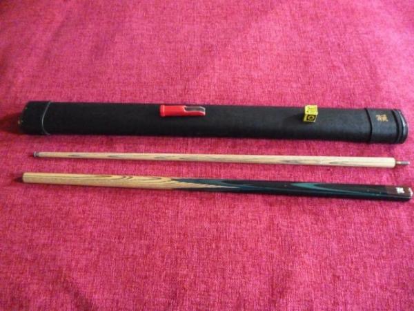 Image 2 of Snooker Cue with Black leather Case