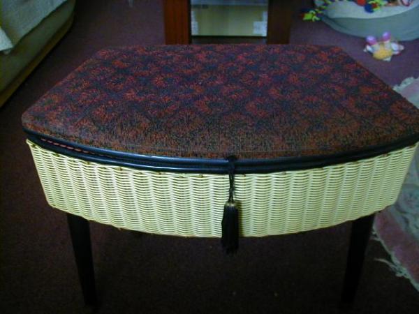 Image 2 of 1970 Sewing stool / basket