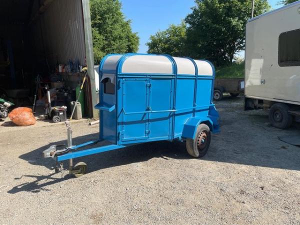 Image 2 of Galway Miniature Pony Trailer