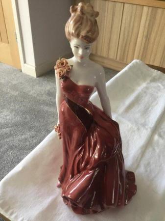 Image 1 of Royal Worcester figurine. Isabella, premiere 2001.
