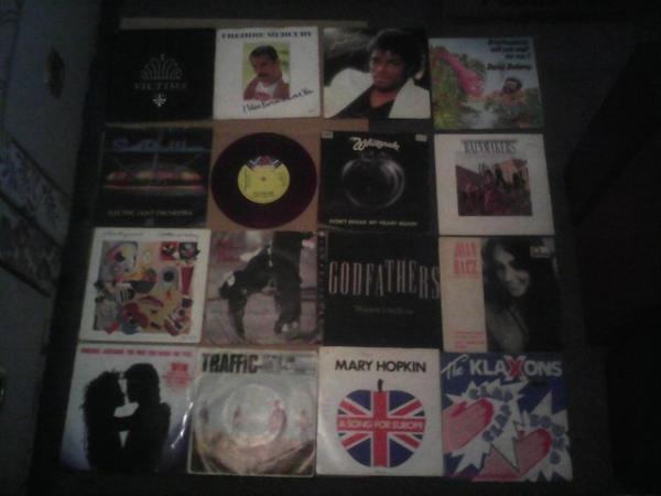 Image 3 of AROUND 160 SEVEN INCH SINGLES VARIOUS GENRES.