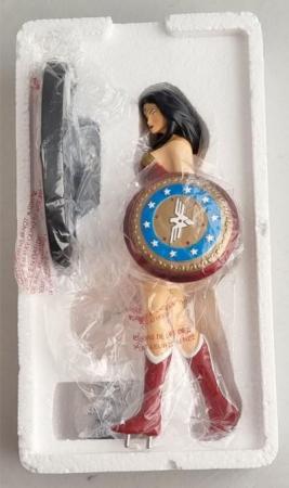 Image 3 of Limited Edition WONDER WOMAN STATUE - 1534 out of 6000