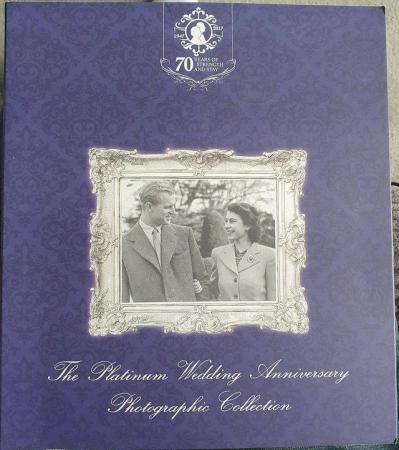 Image 1 of London Mint Office Platinum Wedding Anniversary 1 Crown