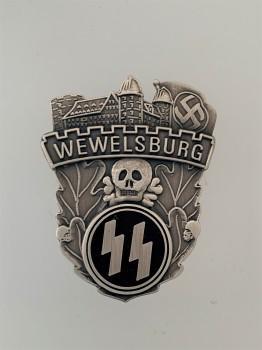 Image 1 of S.S. Wewelsburg Castle commemorative badge.
