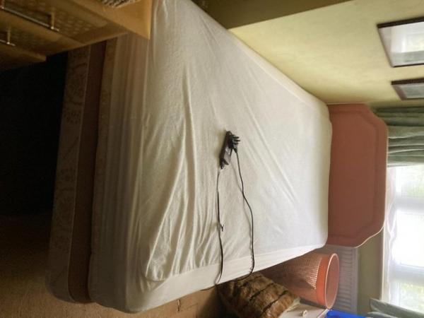 Image 3 of FREE ! Electric Craftmatic Single bed all working
