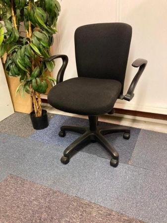 Image 7 of Hooked armrest black office/task/computer ergonomic chair