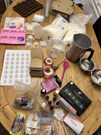 Image 3 of Candle Making Wax Melt Kit