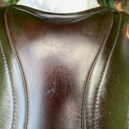 Image 16 of Kent & Masters 17.5 inch  S-Series Compact saddle
