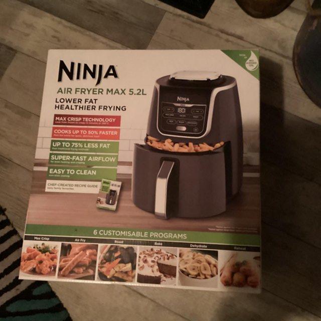 Preview of the first image of Ninja Air Fryer Max 5.2 L boxed as new.