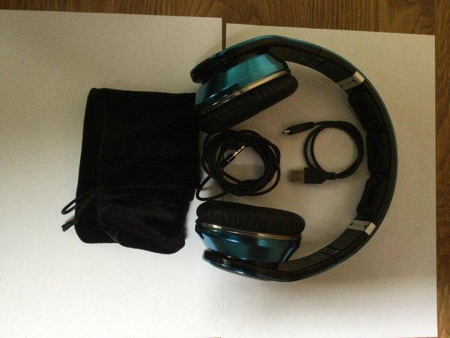 Preview of the first image of Bluedio Revolution Bluetooth Headphpnes.