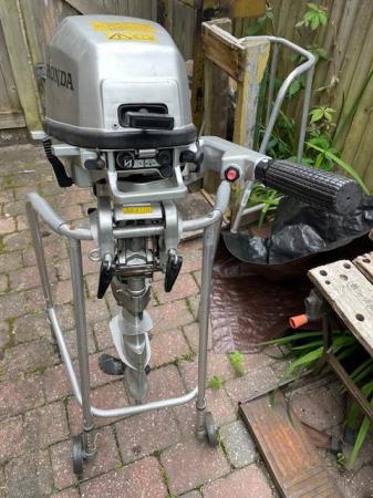 Image 2 of Honda 5hp BF5A Outboard Engine Short Shaft, Good Condition.