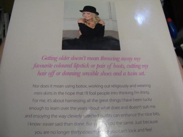 Image 2 of TWIGGY a guide to looking fabulous signed edition book 2008