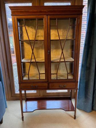 Image 3 of Display cabinet -antique dark wood