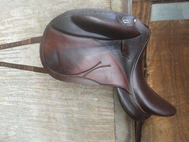 Preview of the first image of Devoucoux MalikaLab 18" dressage saddle.