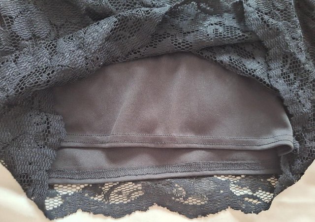 Preview of the first image of Ladies Black (lacy look) Cropped Top - Size: 14.