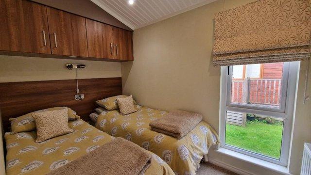Image 10 of Delightfully Spacious 40' x 20' Three Bedroom Holiday Lodge