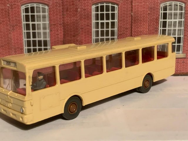 Preview of the first image of SCALE MODEL1960s MERCEDES GERMAN CITY BUS.