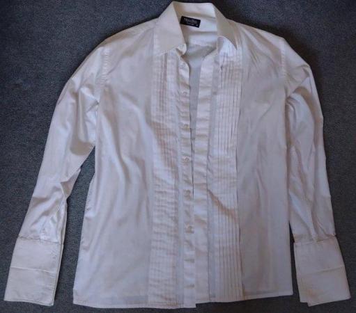Image 1 of Moss Bros white regular fit shirt with ruffle design-size 38