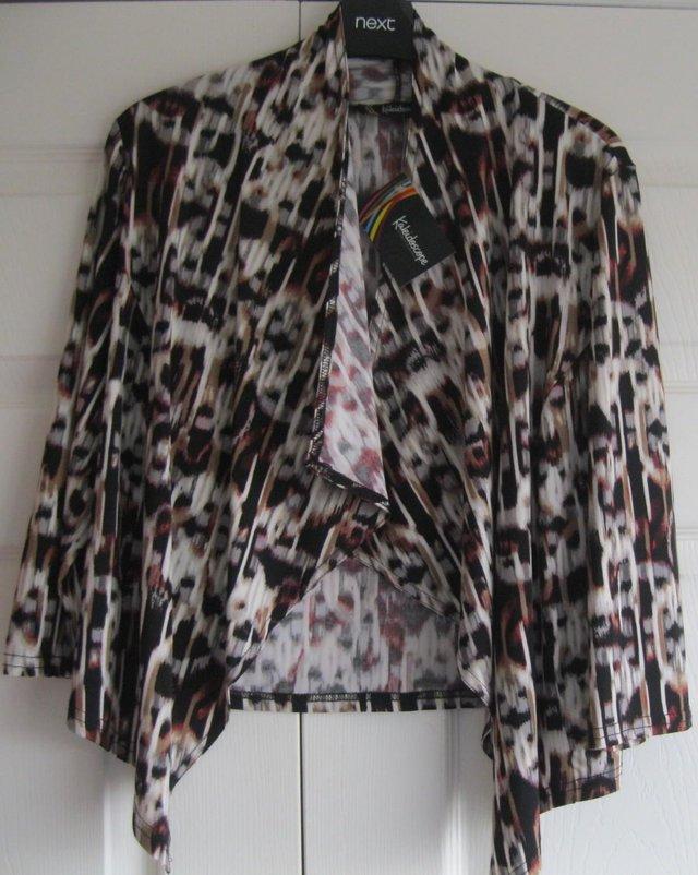 Preview of the first image of NEW Waterfall front Jacket by Kaleidoscope, size 12.