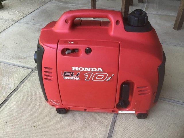 Preview of the first image of Honda Generator EU10i suitcase silent.