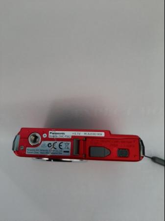 Image 2 of Panasonic Lumix DMC FS-62 10Mp Digital Camera - Metallic Red